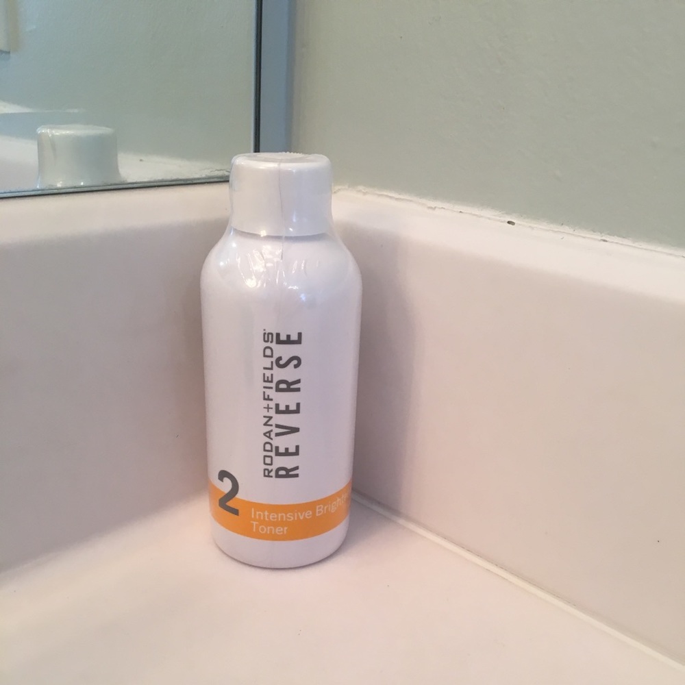 Rodan & Fields Reverse Intensive Brightening Toner